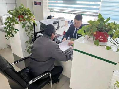 金昌市金融機(jī)構(gòu)優(yōu)化服務(wù)創(chuàng)新產(chǎn)品 12億信貸資金全力護(hù)航春耕備耕